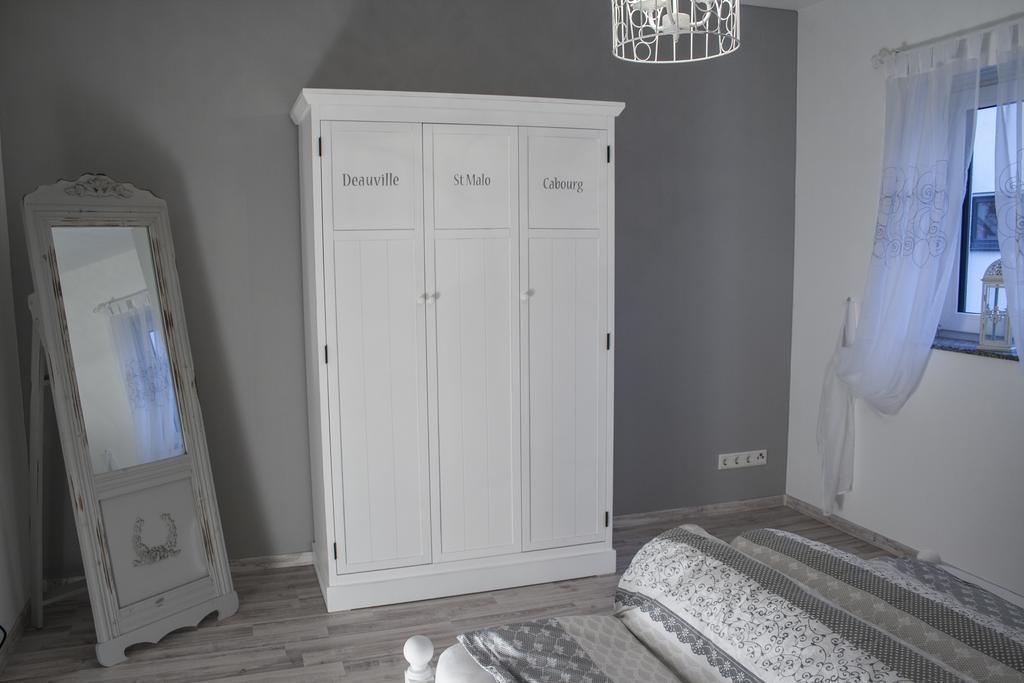 Ferienwohnung Viva La Vida Bendorf Ngoại thất bức ảnh